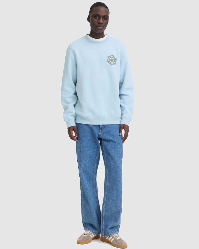 BLEND GRAPHIC CREW SWEAT- LIGHT BLUE